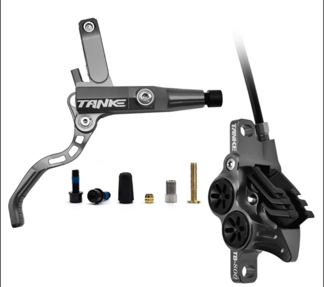 Tank 4 piston hydraulic brakes
